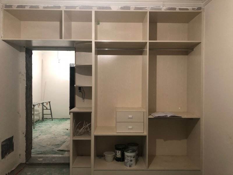 家裝柜子是請木工打柜子好還是全屋定制柜子好，哪種更劃算